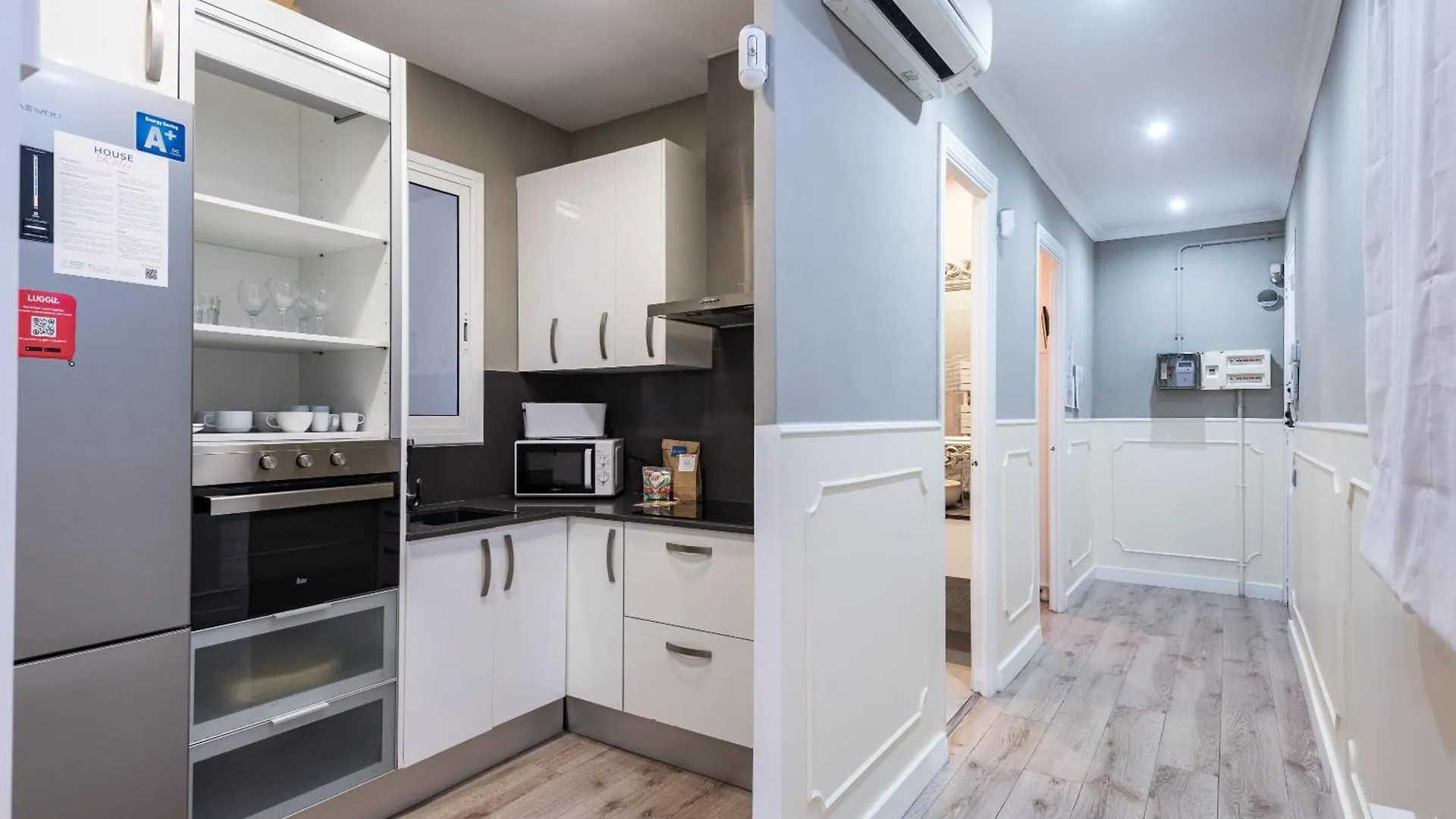 Eixample 3Bd Apartment With Private Terrace Barcelona