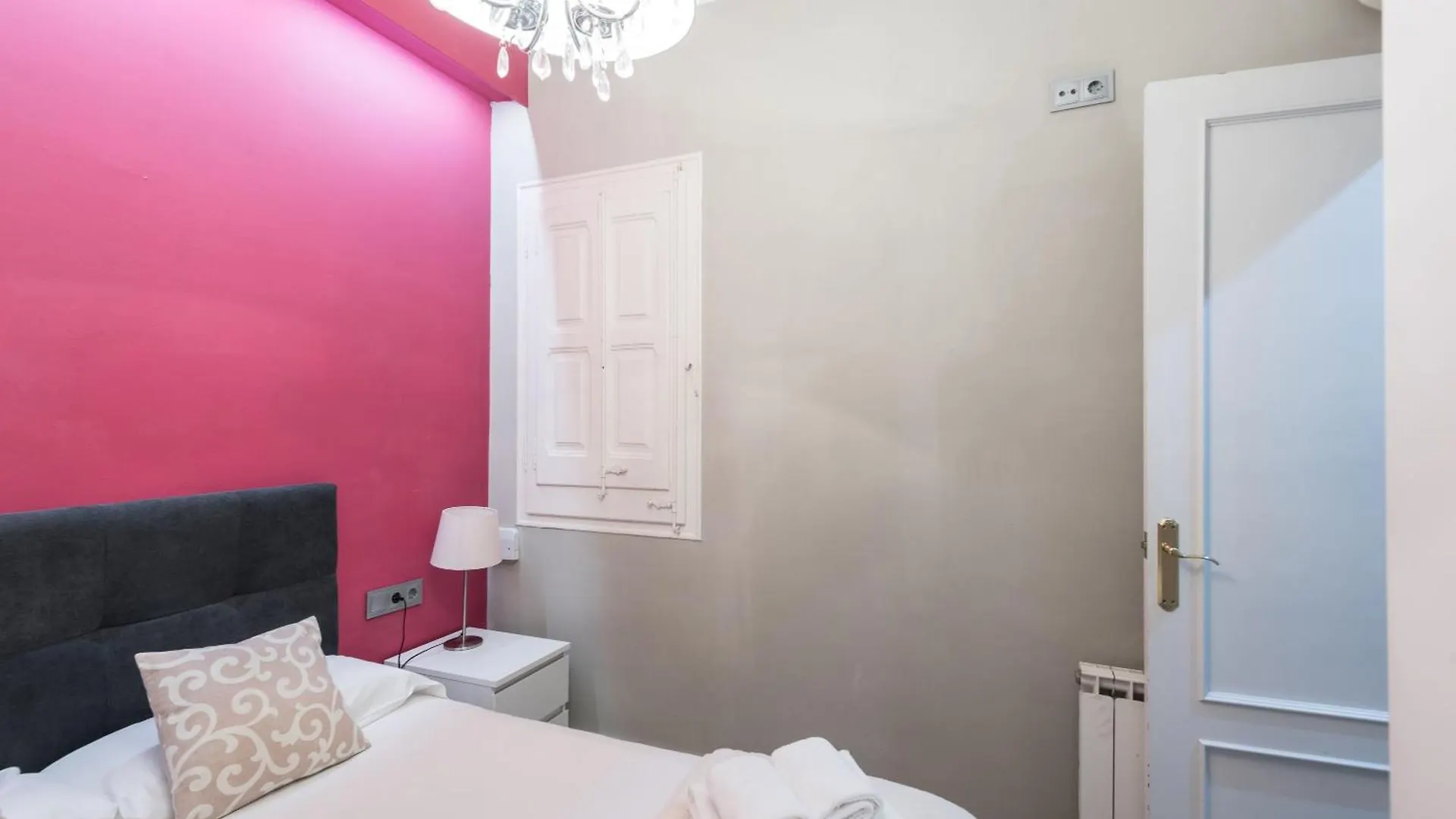 Eixample 3Bd Apartment With Private Terrace Barcelona Spain