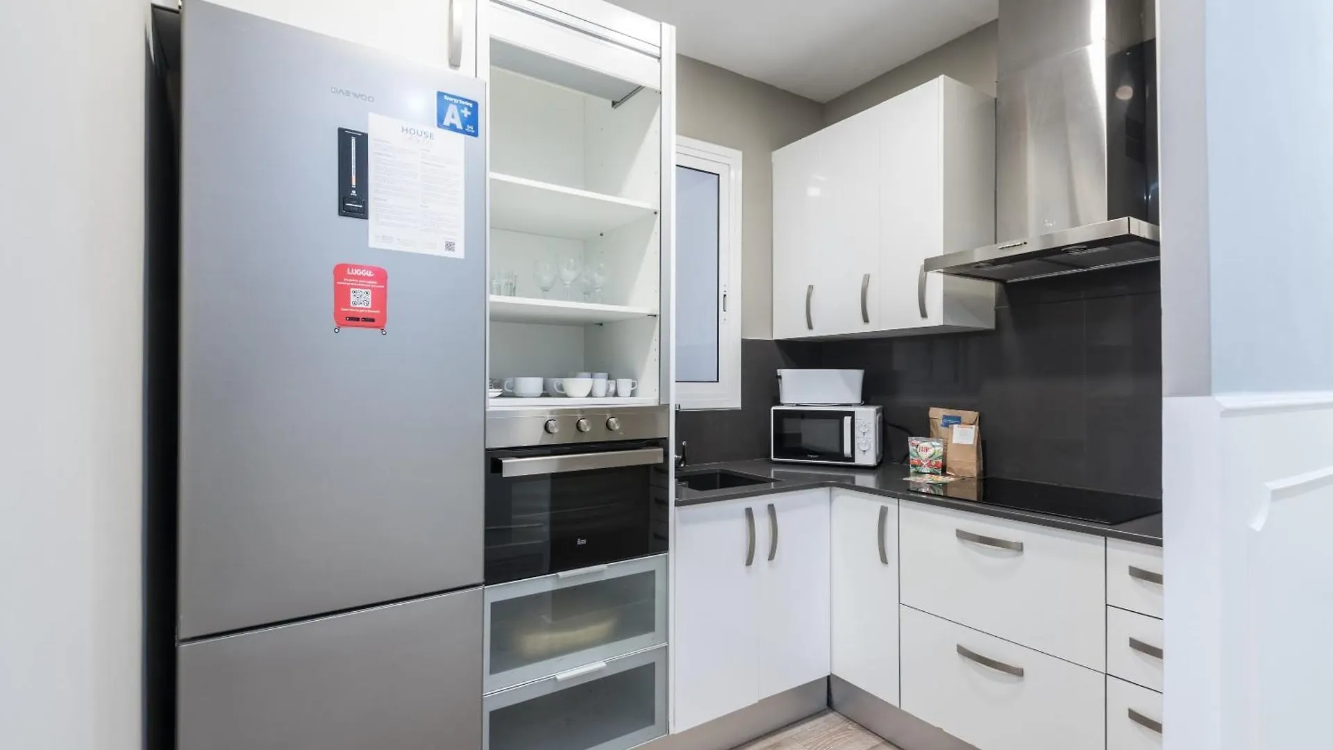 Eixample 3Bd Apartment With Private Terrace Barcelona Spain
