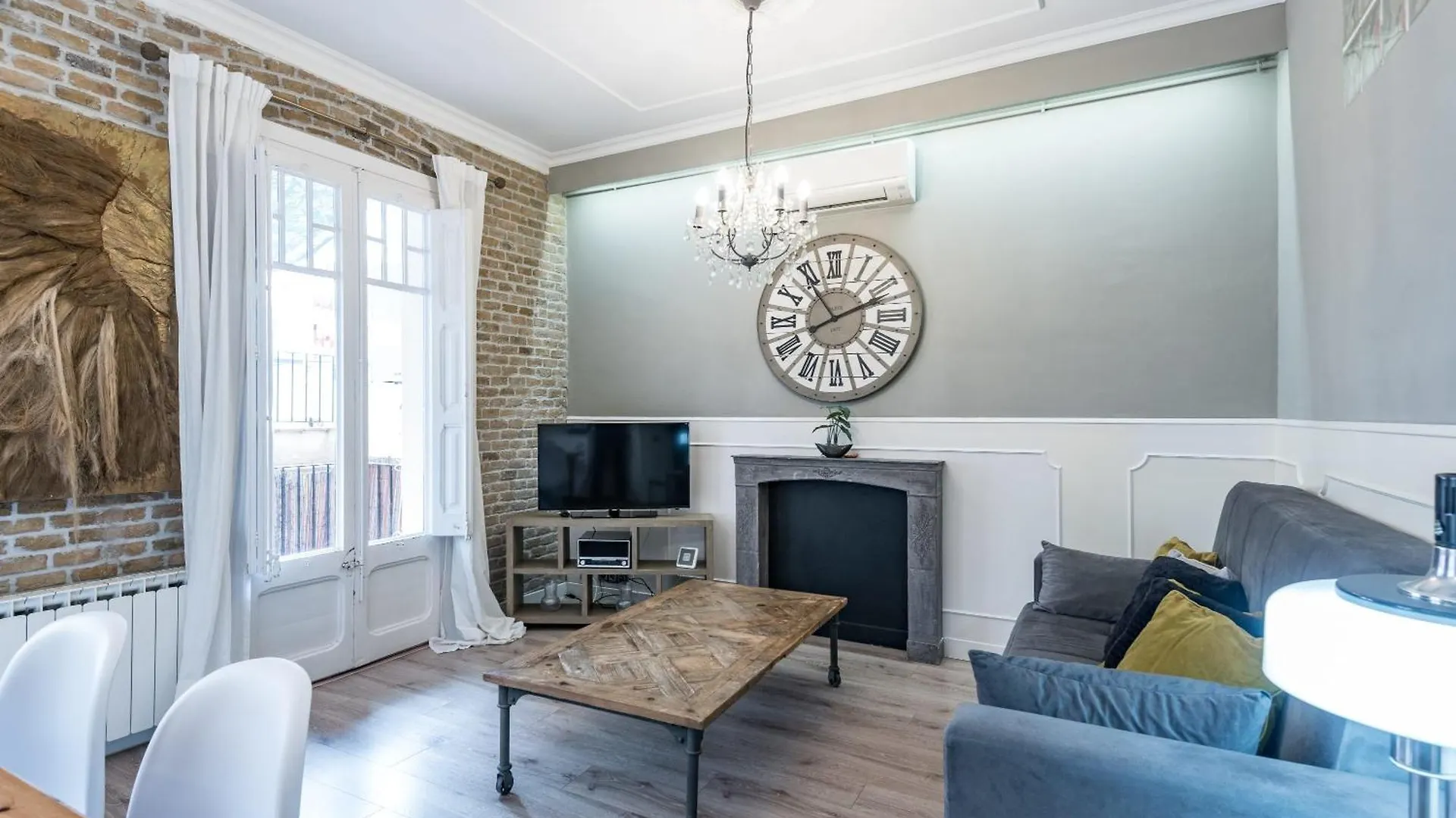 Eixample 3Bd Apartment With Private Terrace Barcelona