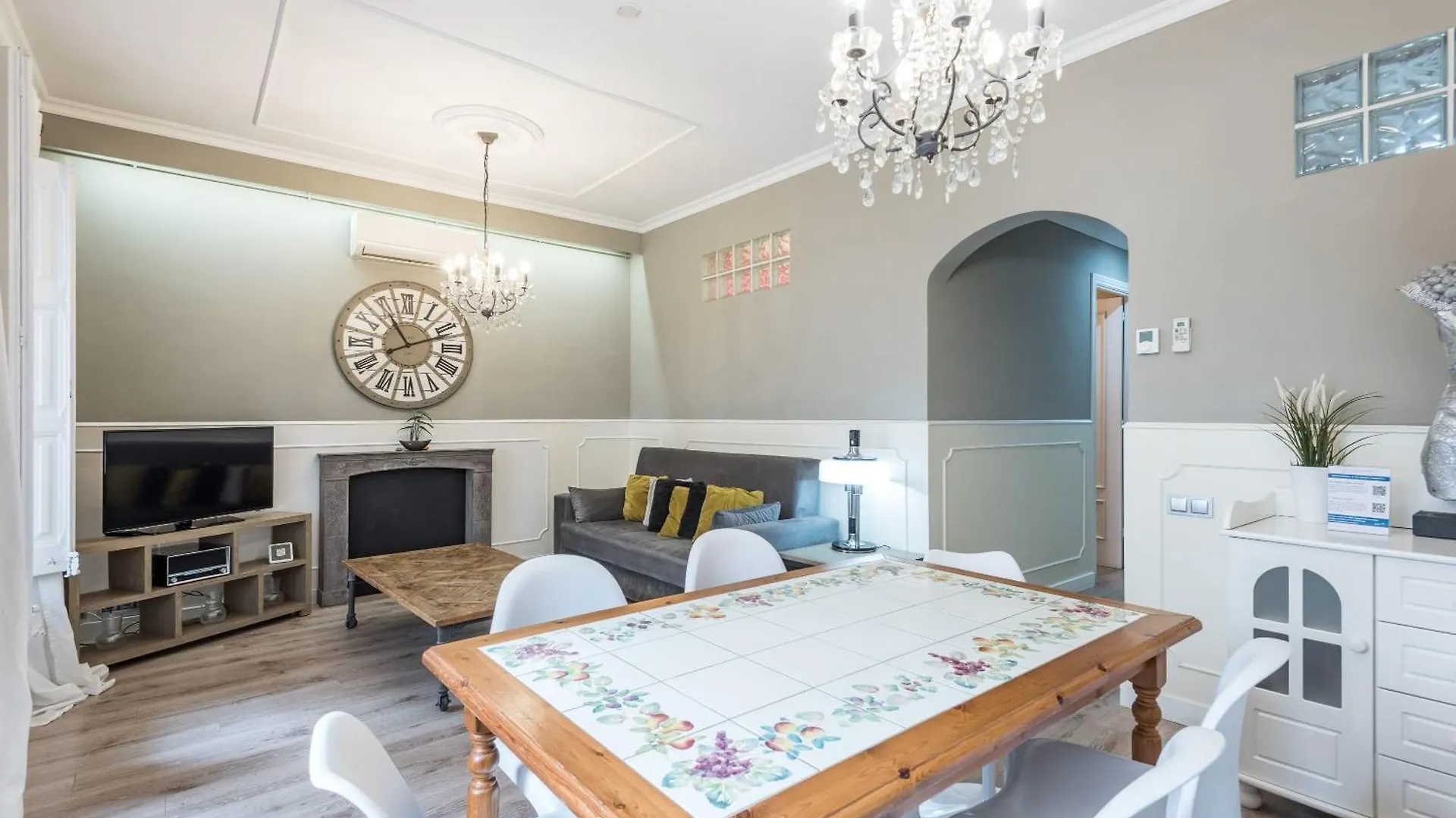 Eixample 3Bd Apartment With Private Terrace Barcellona Spagna